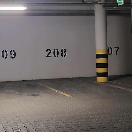 Apartament Em Klimatyzacja&Parking Rzeszów Eksteriør billede