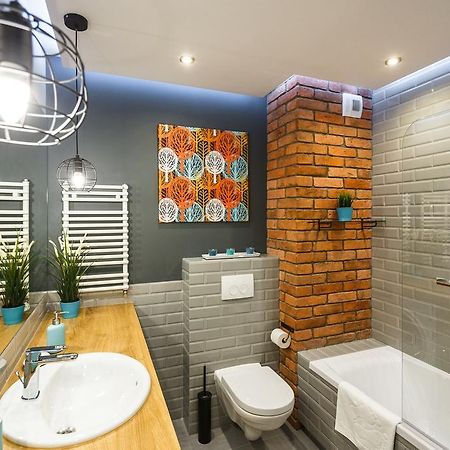 Apartament Em Klimatyzacja&Parking Rzeszów Eksteriør billede