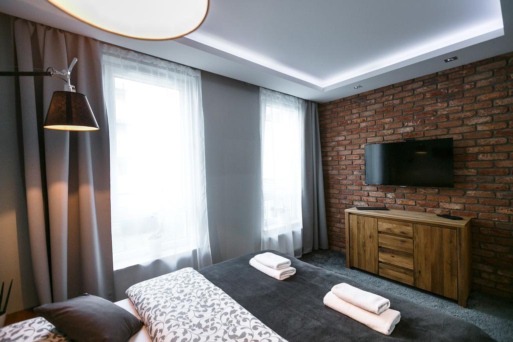 Apartament Em Klimatyzacja&Parking Rzeszów Eksteriør billede