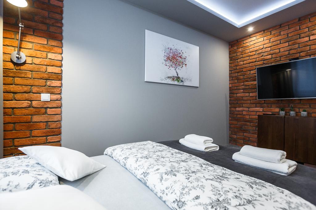 Apartament Em Klimatyzacja&Parking Rzeszów Eksteriør billede